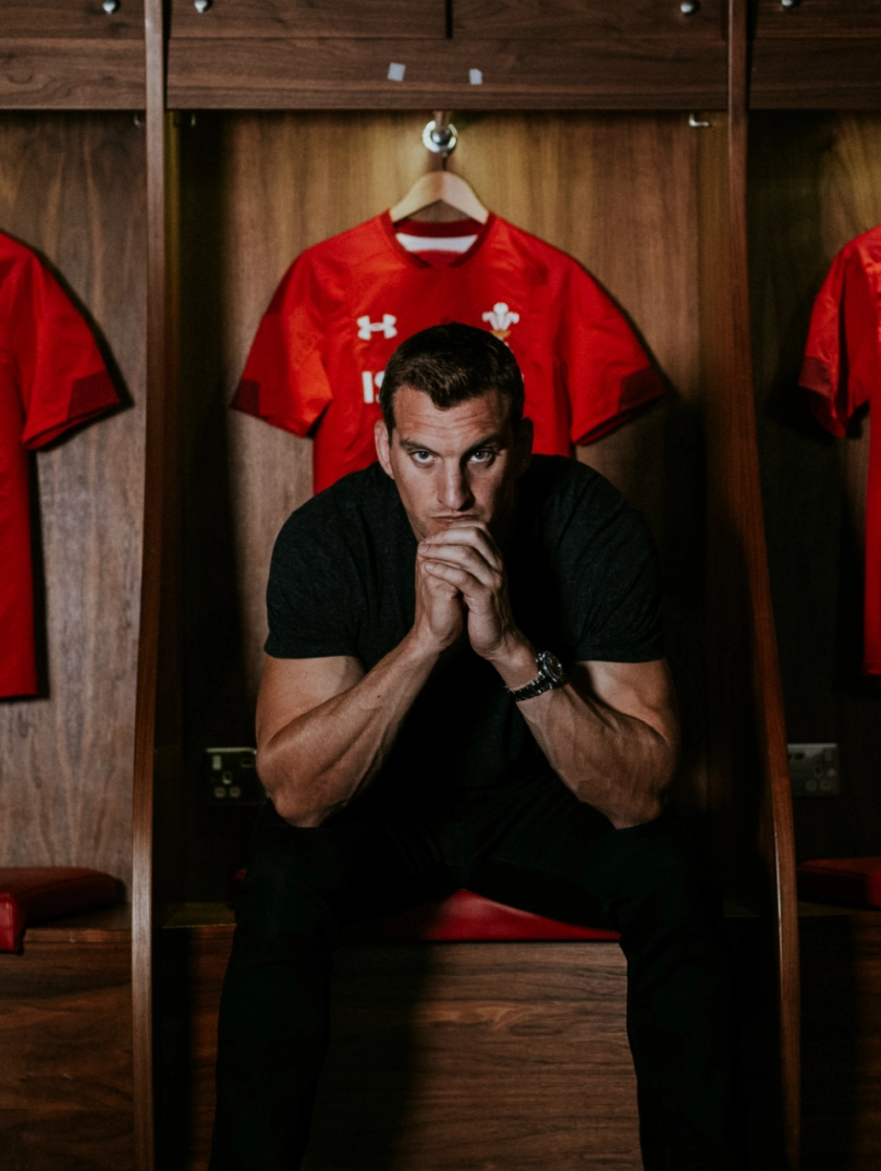 Sam Warburton dans le vestiaire de l'équipe de rugby du pays de Galles fixant l'objectif.